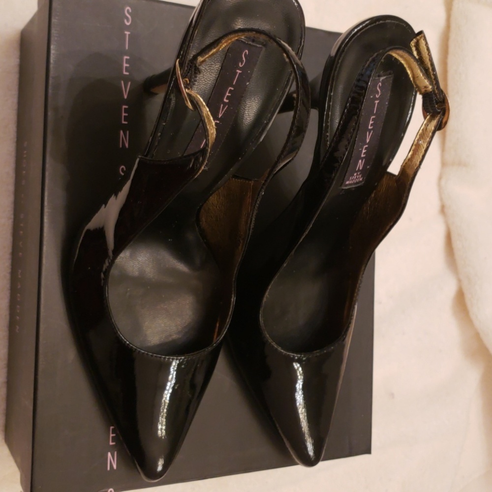 Steven By Steven Madden  patented sling heel